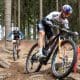 Henrique Avancini pilota sua bicicleta em Nove Mesto