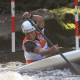 Ana Sátila durante disputa do C1 na Copa do Mundo de canoagem slalom. Omira Estácia competiu
