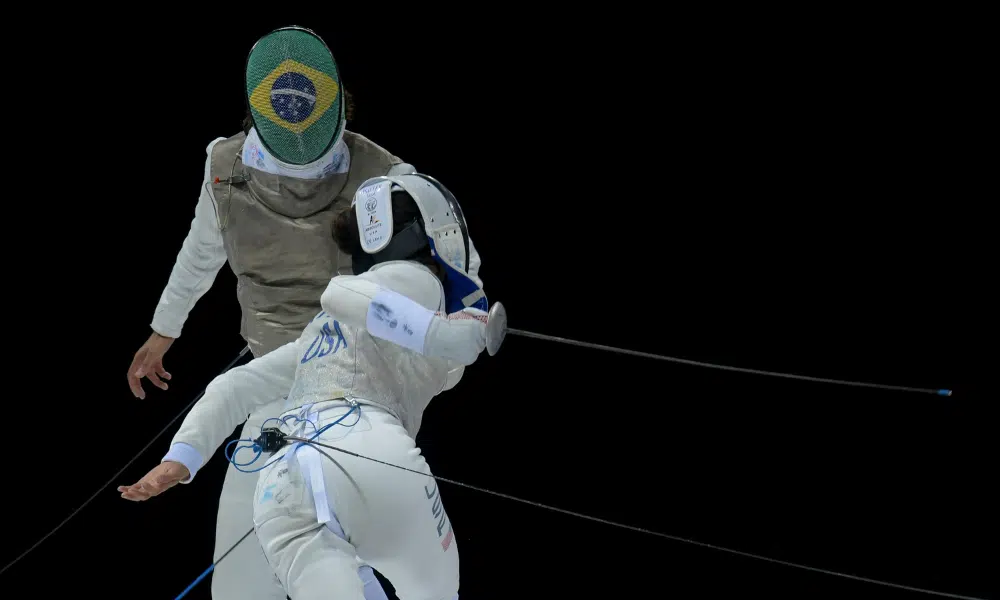 Bia Bulcão com a equipe de florete feminino na Copa do Mundo de Tbilisi