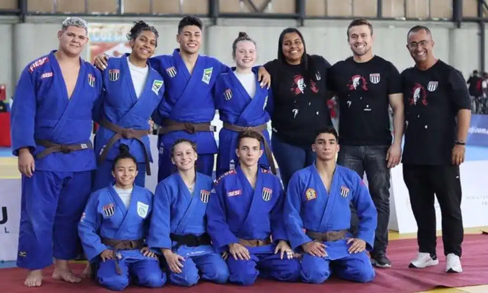 Equipe de São Paulo, campeã do Brasileiro Sub-18 de judô (Beatriz Riscado/CBJ)