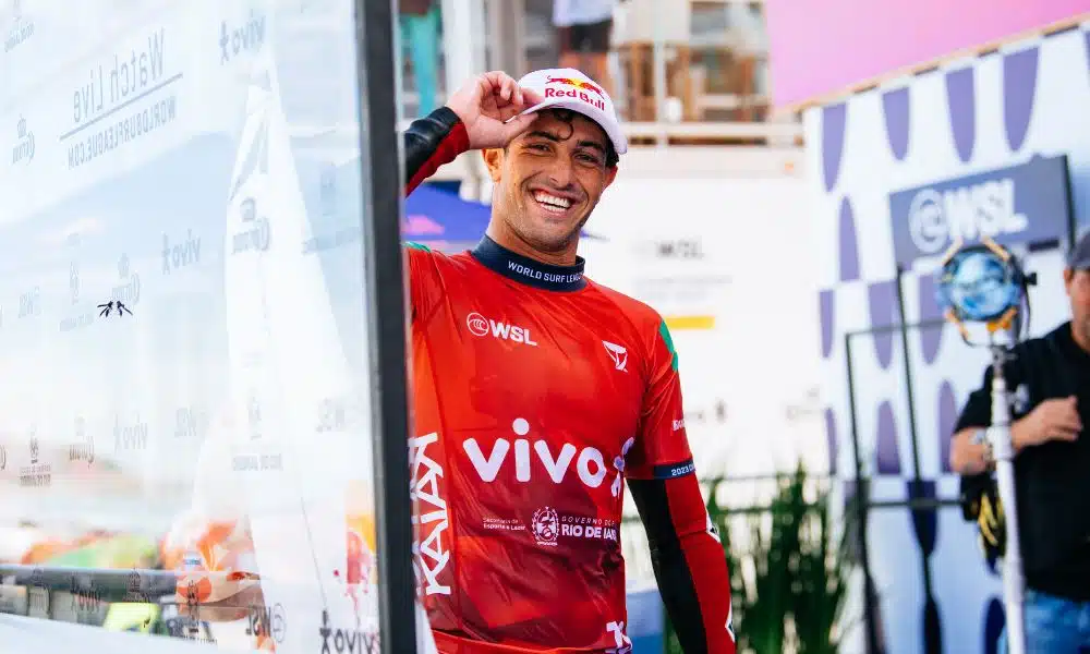 O brasileiro João Chumbinho se consagrou 4° melhor surfista do mundo (Thiago Diz/WSL)