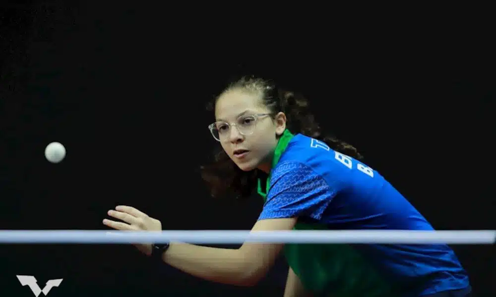Beatriz Fiore volta à mesa neste sábado (24) para jogar o individual e também duplas (Foto: WTT)