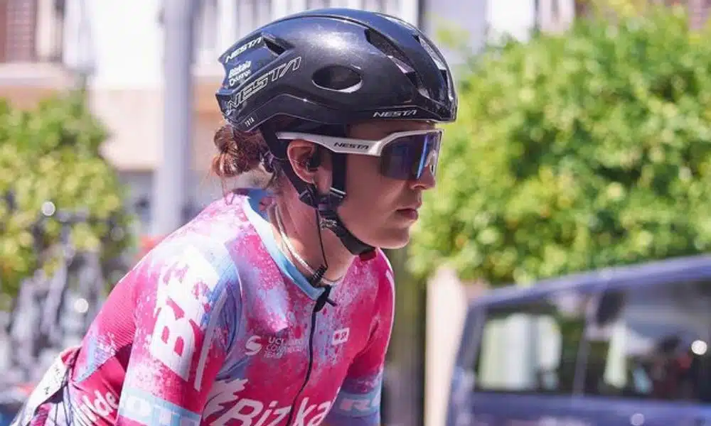 A brasileira Ana Vitória Magalhães, que competirá no Giro d'Italia (Reprodução/Instagram/@totamagalhaes)