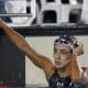 Gabrielle Assis após completar a prova dos 200m peito no Troféu Brasil de Natação