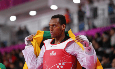Maicon Andrade em ação no Grand Prix de Roma de taekwondo, junto a Ícaro Miguel