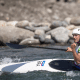 Pepê Gonçalves em ação na Copa do Mundo de canoagem slalom em Augsburg. Ele faz companhia a Ana Sátila e Mathieu Desnos