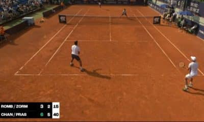 Na imagem, Romboli e Zormann em quadra contra a dupla indiana.