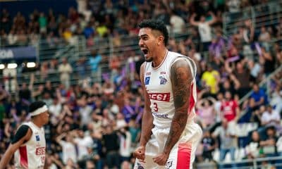 Na imagem, comemoração do jogador do Sesi Franca contra o São Paulo, na partida do NBB.