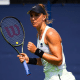 Bia Haddad Maia vibrando; ela conheceu sua adversária de estreia no Grand Slam de Wimbledon, WTA 250 DE CLEVELAND