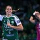 Duda Amorim jogando pelo Gyori na Liga dos campeões de handebol feminino