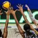 Júlia Bergmann ataca bola contra os Estados Unidos na Liga das Nações de vôlei feminino