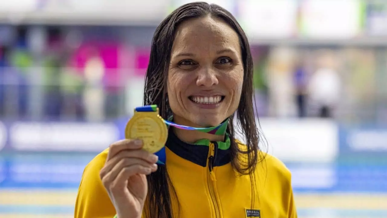 Carol Santiago na World Series de natação paralímpica