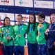 Lucilene Sousa, Matheus Rheine, Carol Santiago e Douglas Matera exibem suas medalhas no pódio, na Ilha da Madeira, Portugal (Foto: Alessandra Cabral/CPB)