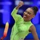 A ginasta Geovanna Santos em ação no Brasileiro de ginástica rítmica (Ricardo Bufolin/CBG)