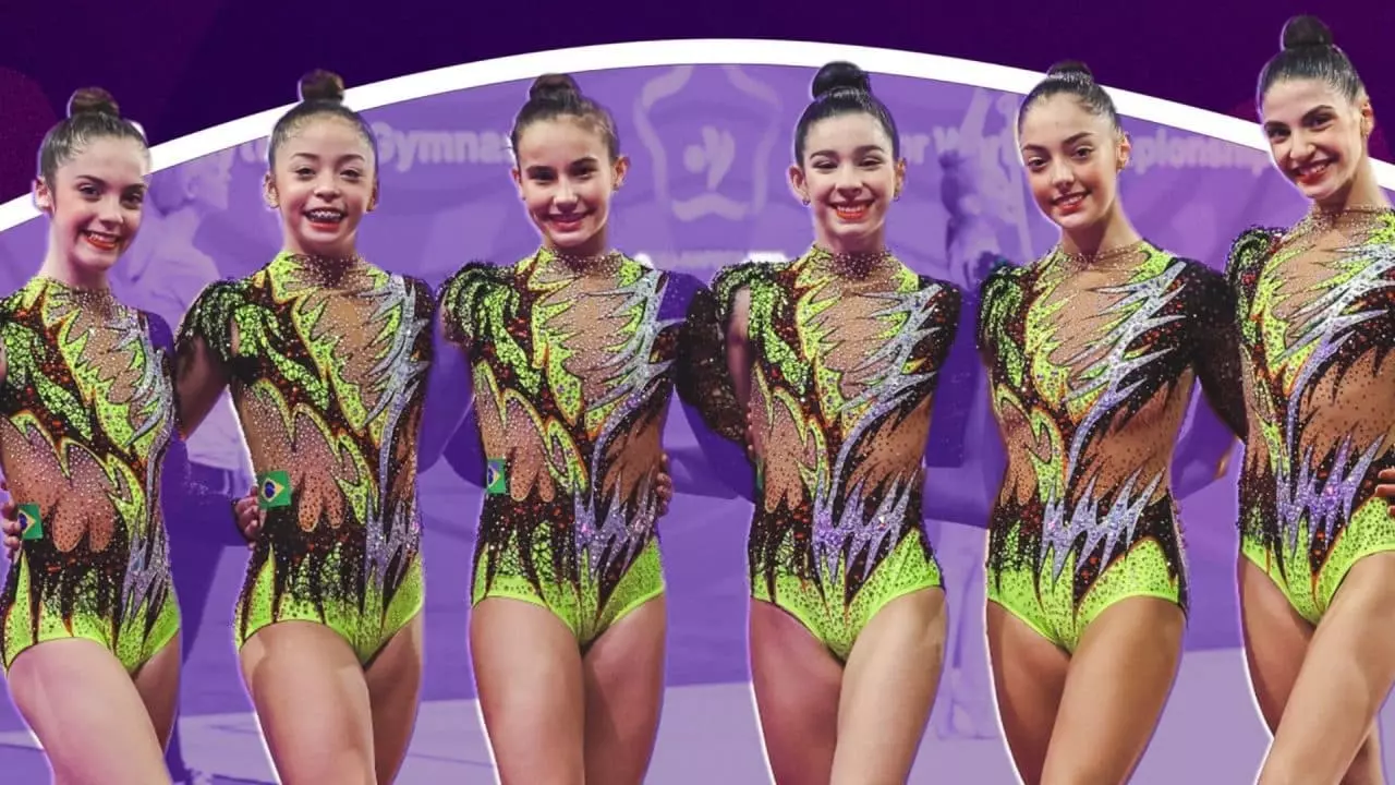 Brasil conquistou vaga inédita nas finais de cinco bolas e cinco cordas do mundial juvenil de ginástica rítmica (Divulgação/CBG)
