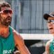 Brasileiros Pedro Solberg e Guto em ação em território canadense (Divulgação/ Beach Volleyball World)