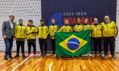 Secretário de Estado dos Direitos da Pessoa com Deficiência, Marcos da Costa, é o primeiro da esquerda para a direita na foto do time masculino brasileiro perfilado. Na sequência, vêm: Marco Antônio, Fabinho, Victor Hugo, Bryan, Wellington, André Luiz, Mônica Freitas, Eraldo Santos e Rene Oliveira / Brasil Mundial de Goalball