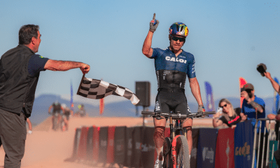Henrique Avancini comemora na chegada do Brasileiro de mountain bike. Raiza Goulão