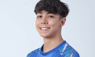 Arthur Lemos pousa para foto no WTT Youth Contender de Otocec
