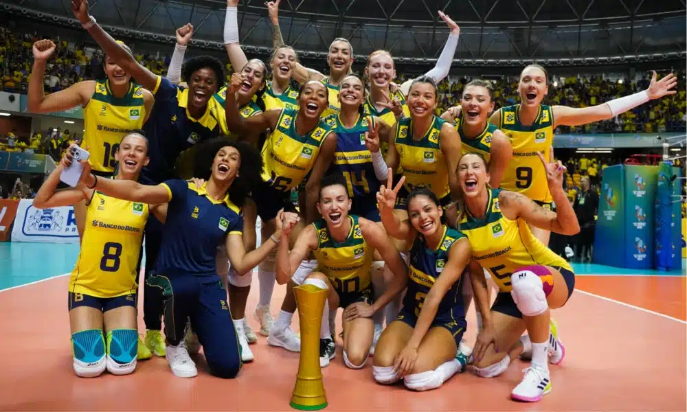 Brasil bate Colômbia e levanta taça do Sul-Americano Feminino
