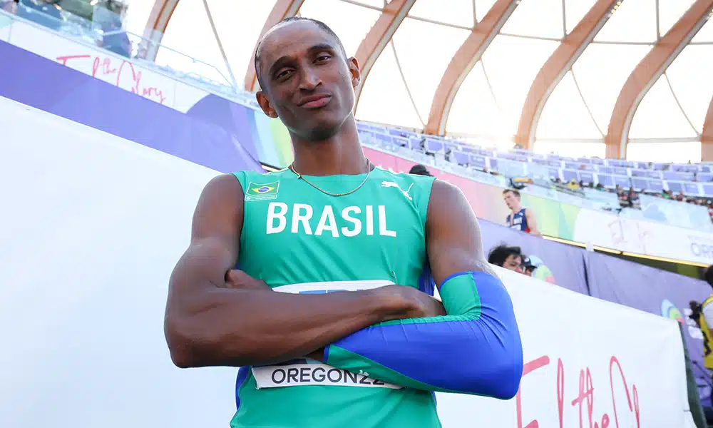 Na imagem, Alison dos Santos, um dos convocados da CBAt. atletismo, 400 metros com barreiras, paris-2024