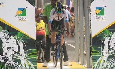 Na imagem, Caio Godoy em cima de sua bicicleta no momento da largada do prólogo.