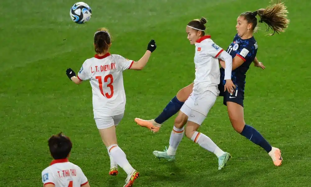 Partida entre Holanda e Vietnã, que terminou em goleada das holandesas pela Copa do Mundo Feminina (Reprodução/Twitter/@FIFAWWC)