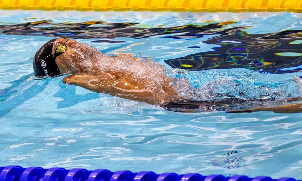 Samuel de Oliveira durante prova dos 50m costas no Mundial de Manchester (Foto: Alessandra Cabral/CPB)
