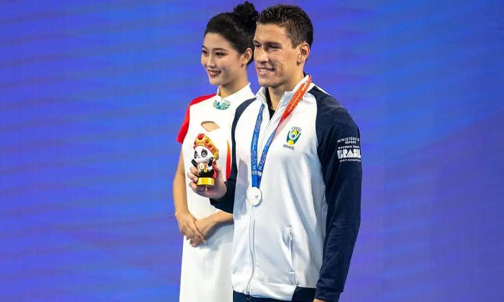 Brasileiro Eduardo Moraes, medalhista de prata nos Jogos Mundiais Universitários (Célio Júnior/CBDU)
