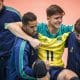 Thiago Vaccari, do Brasil, se machucou durante o jogo contra Porto Rico no Mundial Sub-19 (Foto: FIVB)