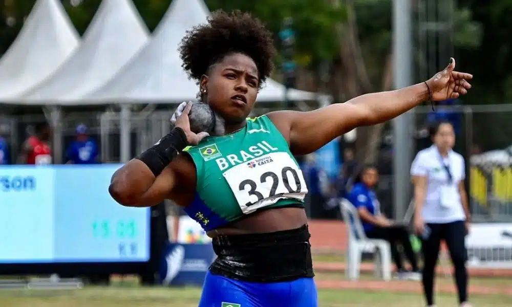Brasileira Ana Caroline da Silva, representante do país no Mundial de atletismo (Reprodução/Instagram/@anacarol_atl)