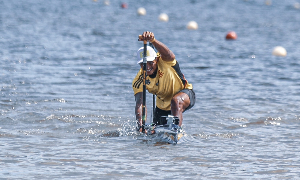 Na imagem, Isaquias Queiroz no treinamento.