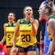 Jogadoras do Brasil vibram com ponto diante da Argentina pelas oitavas do Mundial Sub-19 de vôlei feminino