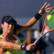 Na imagem, Luisa tenta rebater a bola de backhand.