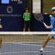 Na imagem, Marcelo Melo e John Peers durante um ponto.