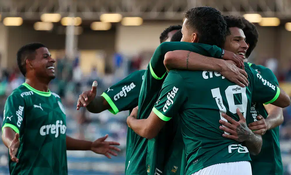 Na imagem, comemoração dos jogadores do Palmeiras.