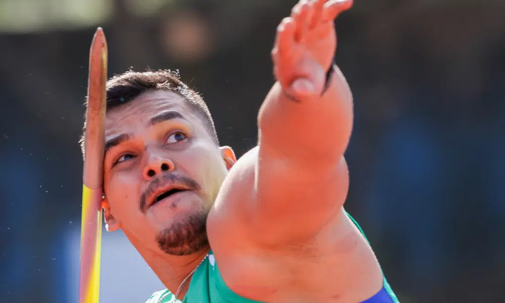 Pedro Henrique Nunes em ação no Mundial de atletismo. Ele irá competir nos Jogos Olímpicos Paris-2024
