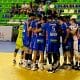Na imagem, reunião dos jogadores do Vôlei Renata.