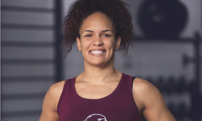 Aline Silva, do wrestling, posa para foto. Ela é fundadora do Mempodera
