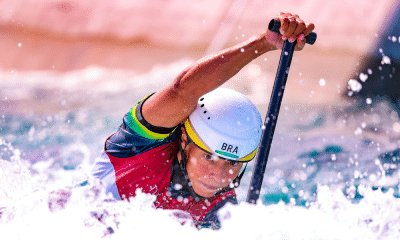 Ana Sátila durante prova de canoagem Slalom da categoria C1 (Wander Roberto-COB)