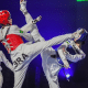 Caroline Santos em ação durante o Mundial de taekwondo; ela é uma das convocadas para os Jogos Pan-Americanos de Santiago-2023. Ela e Milena Titoneli brigaram por vaga olímpica