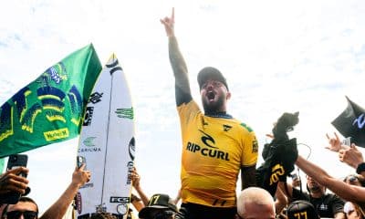 Filipe Toledo é bicampeão mundial (Thiago Diz/World Surf League)
