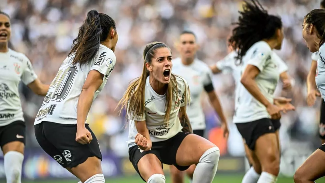 O Corinthians venceu a Ferroviária para se tornar campeão do Brasileiro de futebol feminino (Foto: Nayra Halm / Staff Images Woman / CBF)