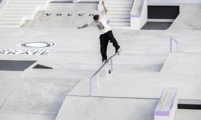 Giovanni Vianna, que disputou a Copa do Mundo, deslizando pelo corrimão com o skate no Pro Tour de Lausanne