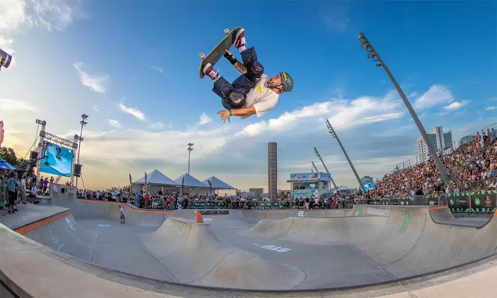 Na imagem, Pedro Barros em manobra no Park. 
