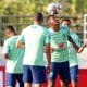 Na imagem, jogadores da Seleção Olímpica do Brasil na preparação dos jogos contra Marrocos