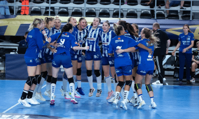 Adriana Cardoso e colegas do Buducnost comemoram vitória na champions league de handebol feminino