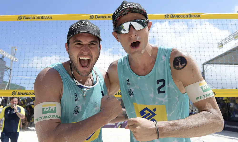 André/George comemoram vitória nos Jogos Pan-Americanos Santiago-2023