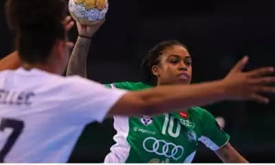 Bruna de Paula se destaca em vitória do Gyori na Champions League de Handebol Feminino (Foto: Divulgação/Győri Audi ETO KC)