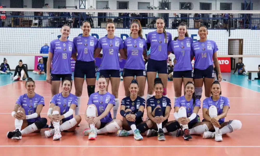 Equipe do Barueri que venceu o Campinas no retorno de Jaqueline pelo Campeonato Paulista de vôlei